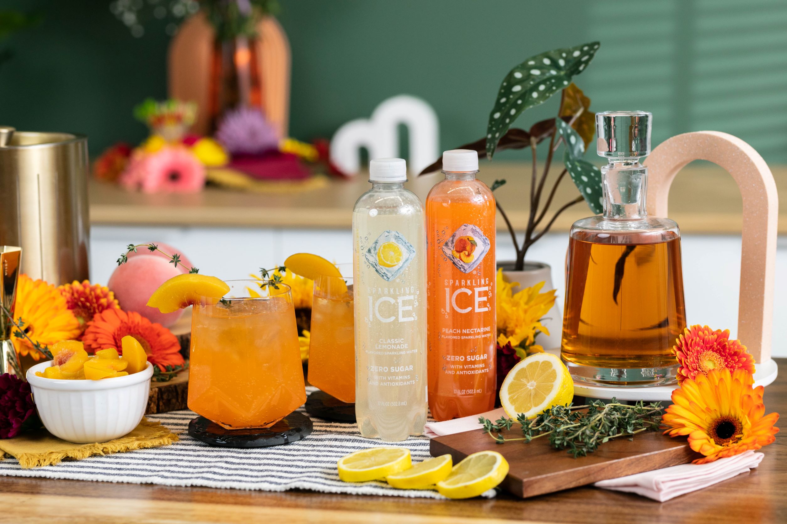 Sparkling Ice® Bourbon Peach Lemonade Cocktail